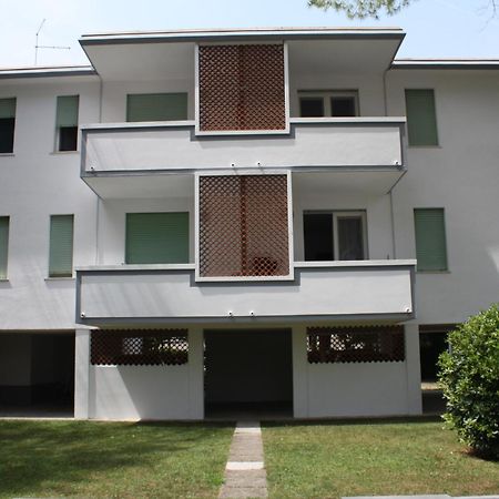 Appartamenti Tuia Bibione Bagian luar foto