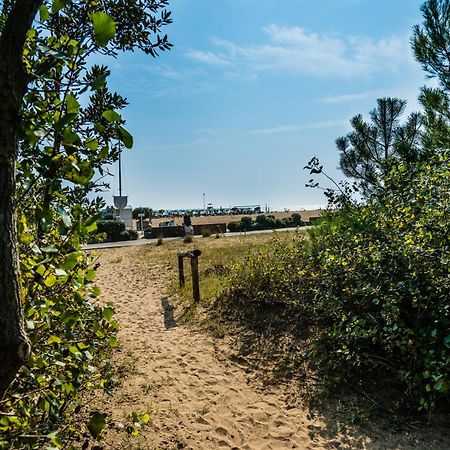 Appartamenti Tuia Bibione Bagian luar foto