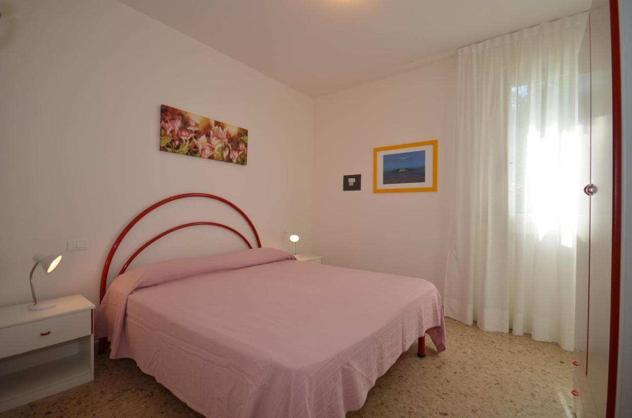 Appartamenti Tuia Bibione Bagian luar foto